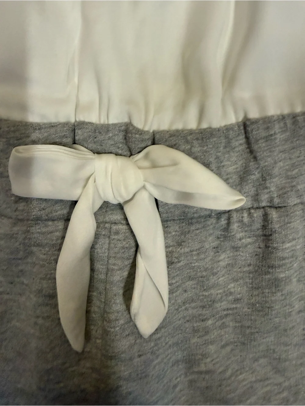 Chloe Girl’s White & Light Gray 100% Cotton Romper sz. 8